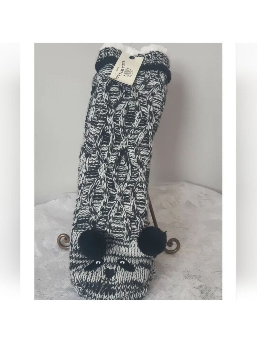 NWT BEE & WILLOW OEKO TEX PANDA BEAR cable knit cozy plush slipper socks S-M